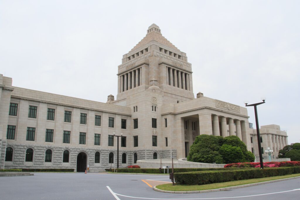 理学療法士議員が3人に！東克哉氏当選で進む福祉業界の新しい風